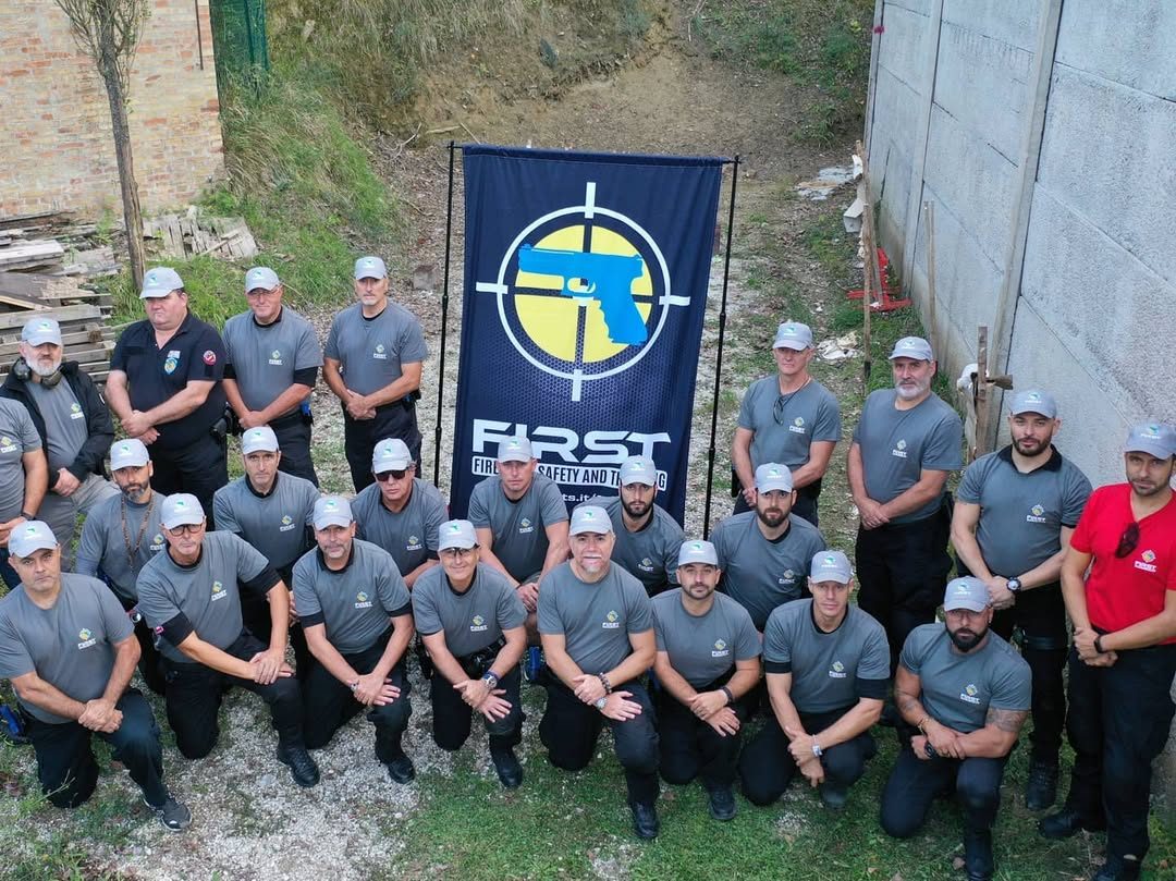 Gruppo corsisti al termine della sessione FIRST